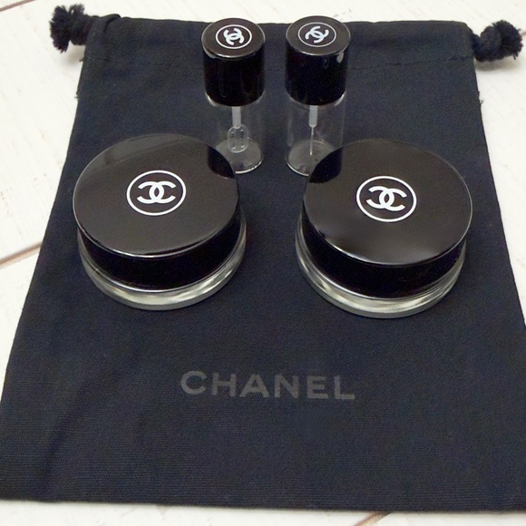 Bundle- Chanel Dram Jars, Dust Bag,
Charm & Gift Bag - Picture 2 of 4